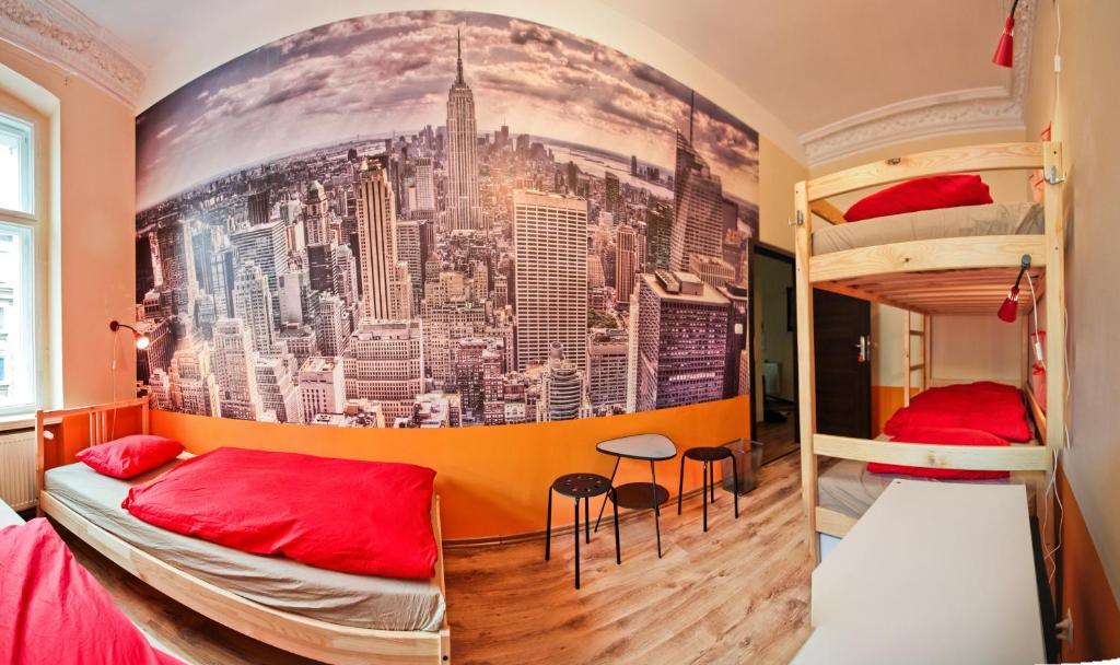 Poco Loco Hostel Познань Номер фото