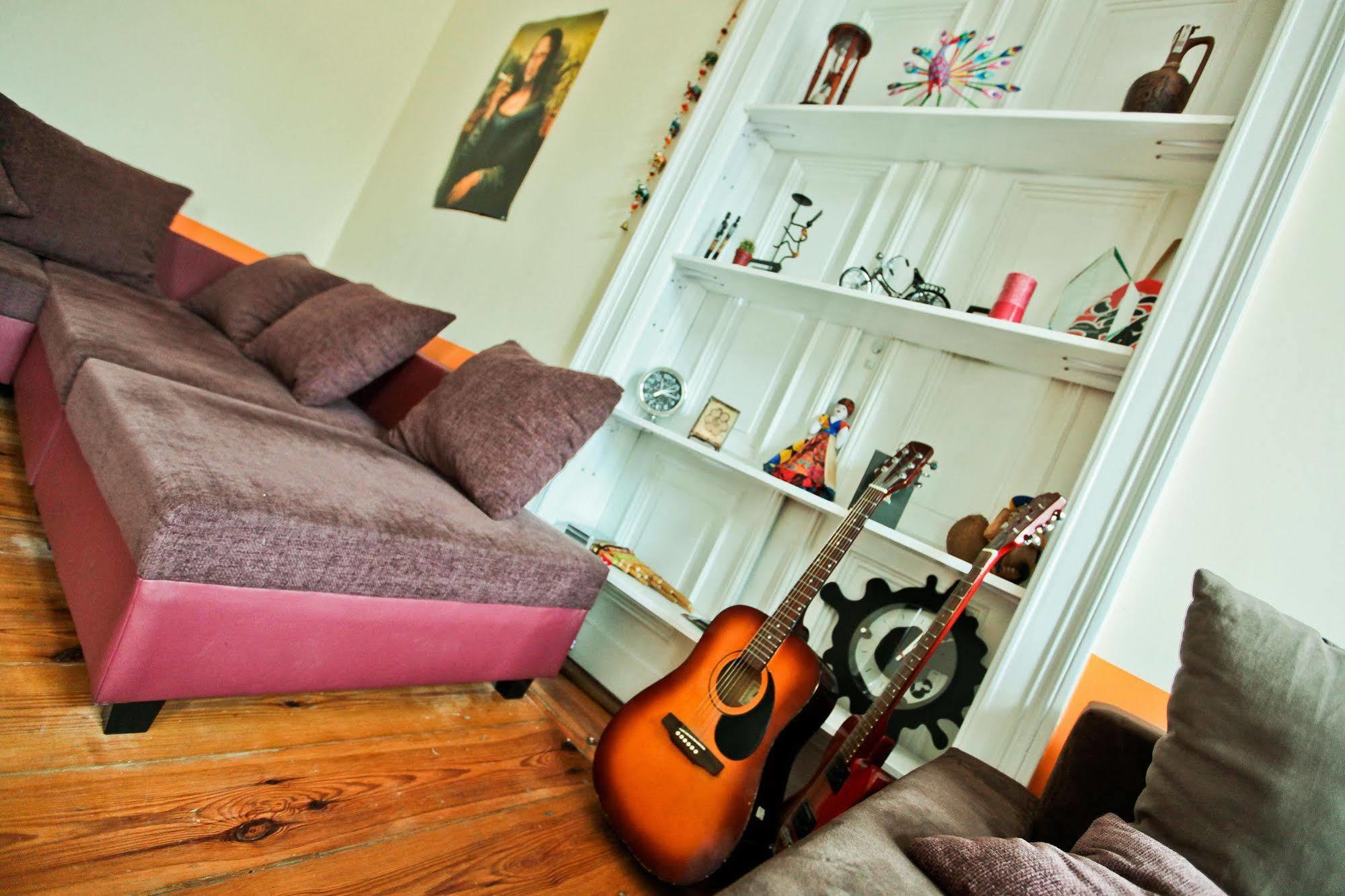 Poco Loco Hostel Познань Экстерьер фото